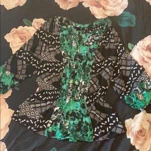 Blouse with 1/2 buttons